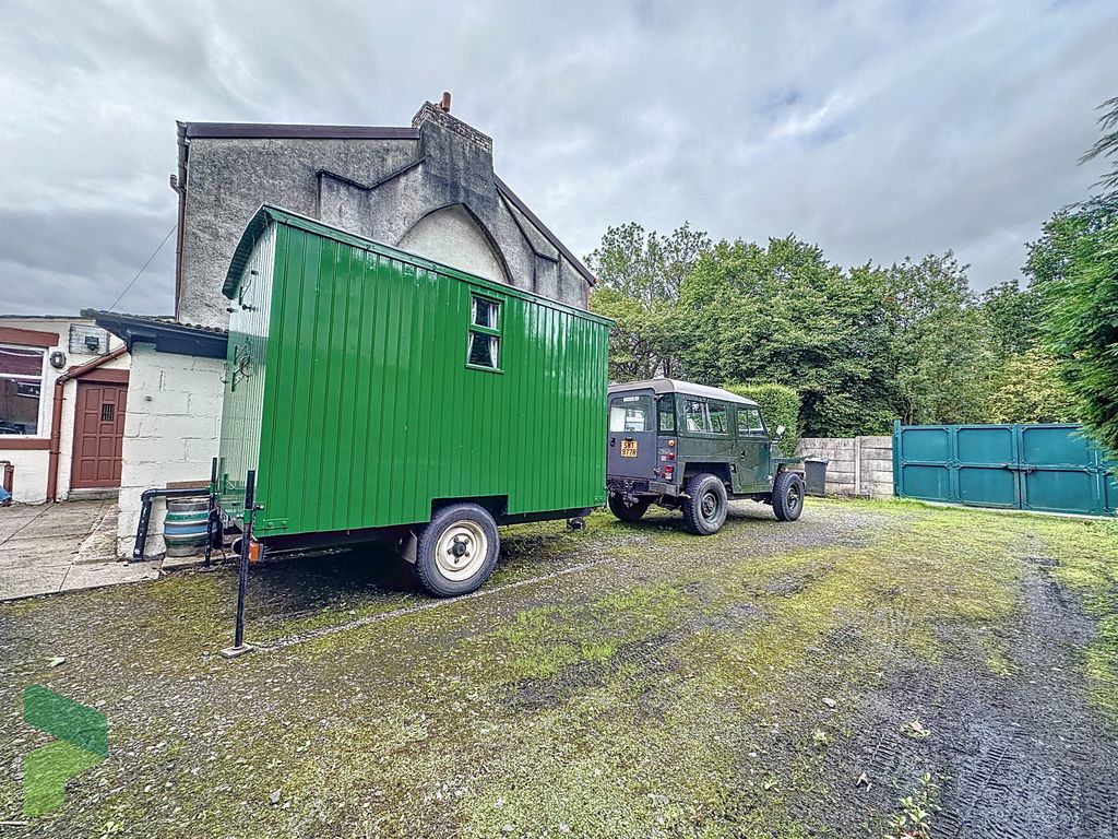 3 bed end terrace house for sale in Bolton Road, Blackburn BB2, £169,000