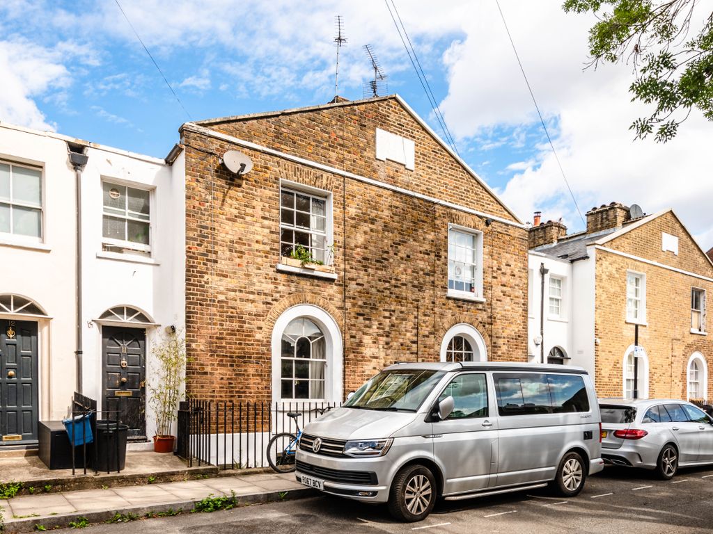 3 bed terraced house for sale in Croston Street, London E8, £1,100,000