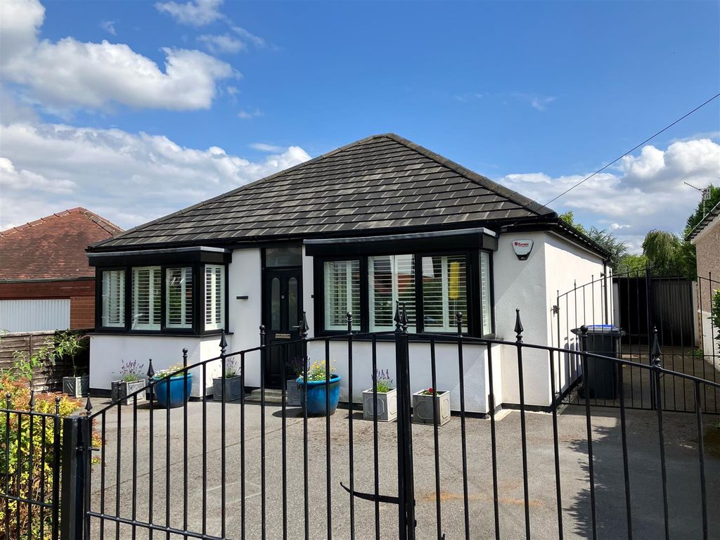 2 bed detached bungalow for sale in Dalewood Avenue, Beauchief S8, £400,000