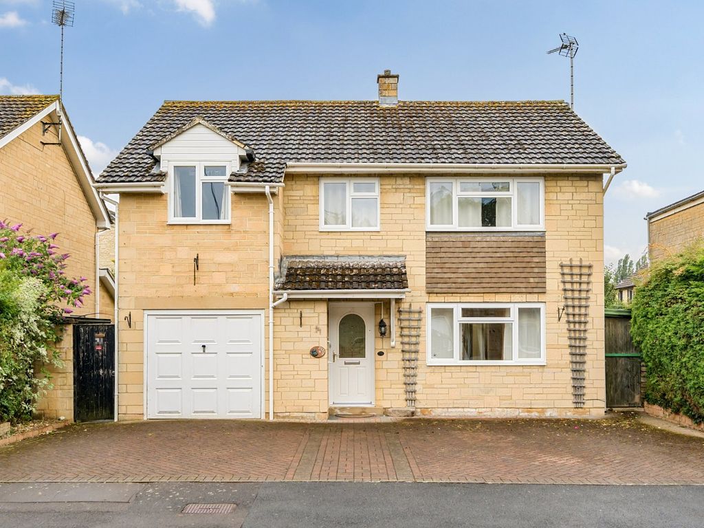 4 bed detached house for sale in Robert Franklin Way, South Cerney, Cirencester, Gloucestershire GL7, £525,000