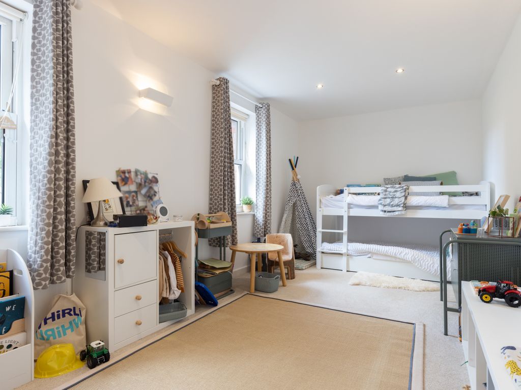 3 bed detached house to rent in La Rue Du Val Poucin, Grouville, Jersey JE3, £3,450 pcm