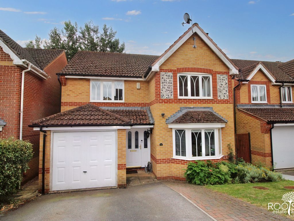 4 bed detached house for sale in Blackthorn Drive, Thatcham, Berkshire RG18, £535,000