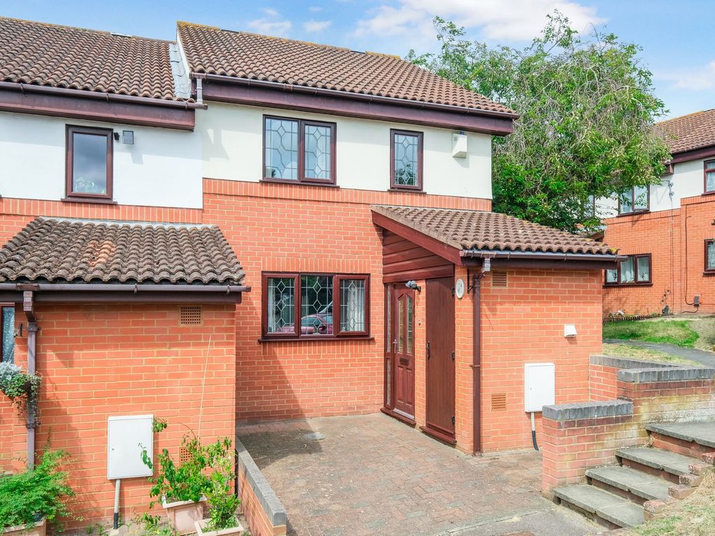 3 bed end terrace house for sale in Longbury Close, St. Pauls Cray, Orpington BR5, £435,000