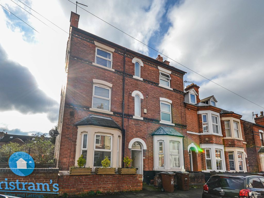 5 bed end terrace house for sale in Bernard Street, Nottingham NG5, £340,000