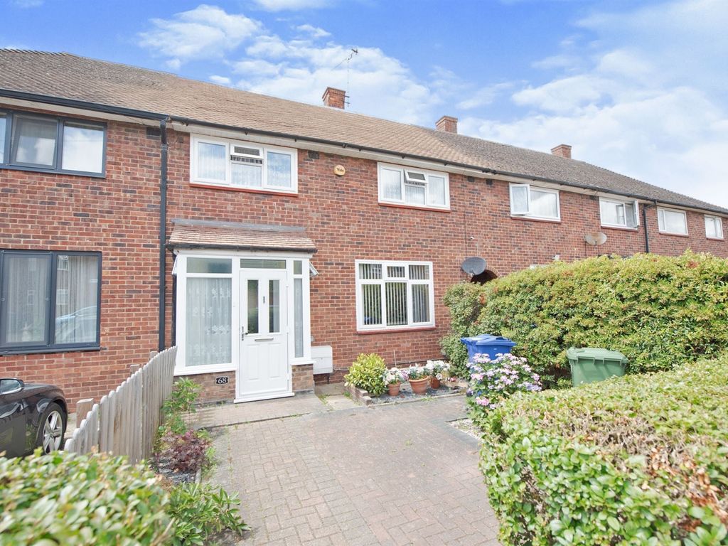 3 bed terraced house for sale in Broxburn Drive, South Ockendon RM15, £375,000