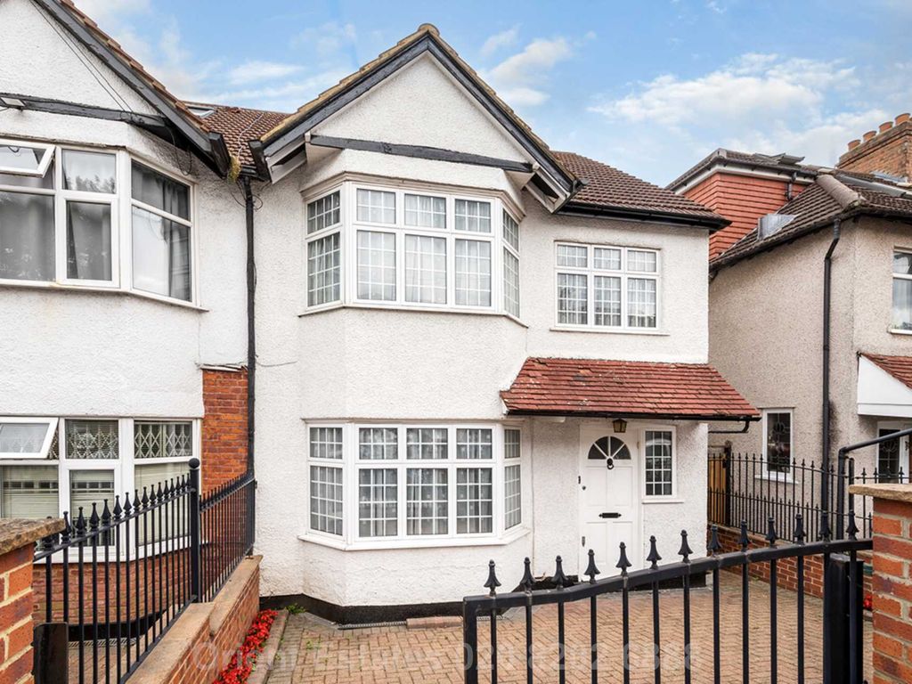 5 bed semi-detached house for sale in Aprey Garden, London NW4, £965,000