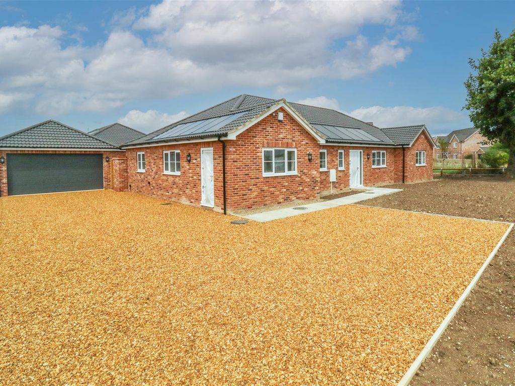 4 bed detached bungalow for sale in Acer Drive, Fordham Road, Isleham CB7, £650,000