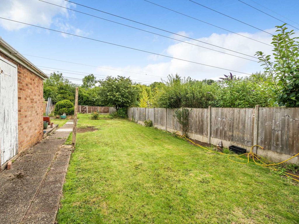 3 bed semi-detached house for sale in Brickhill, Bedford MK41, £355,000