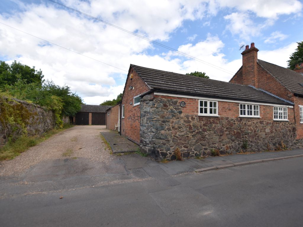 3 bed barn conversion for sale in Dovecote Street, Hathern LE12, £369,000