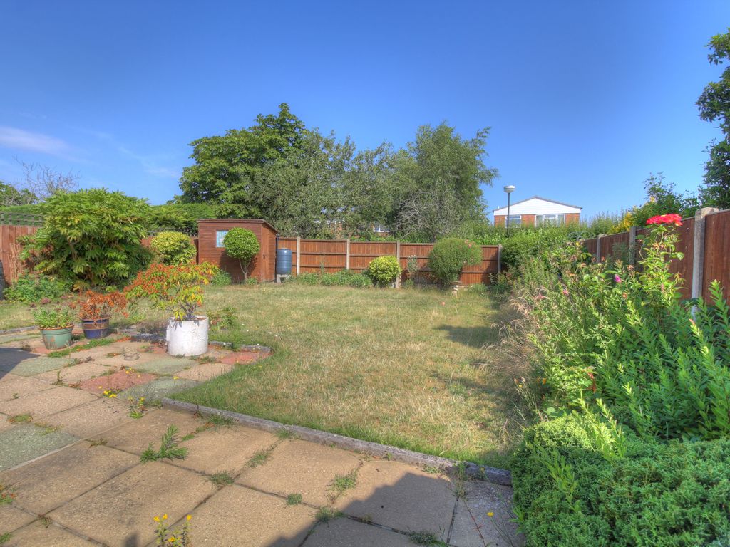 3 bed bungalow for sale in Buckland Rise, Norwich NR4, £375,000