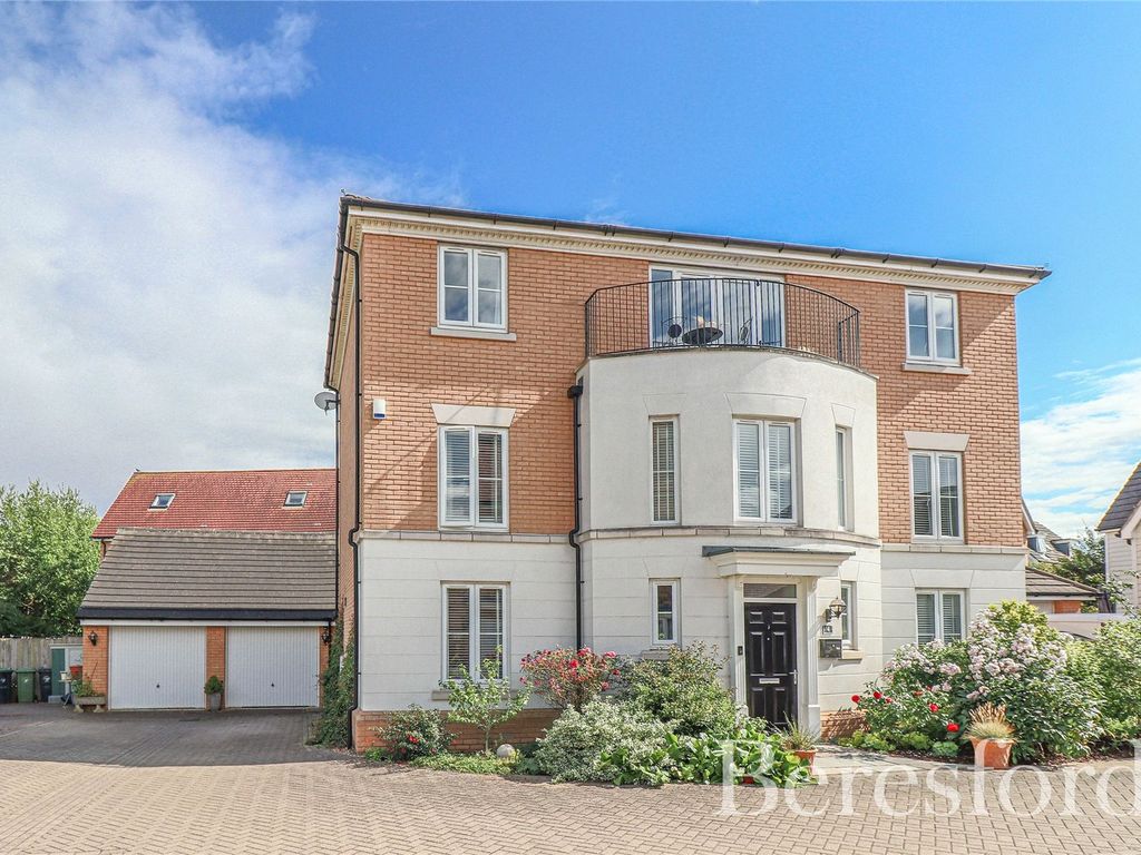 5 bed detached house for sale in Barnard Close, Little Canfield CM6, £775,000