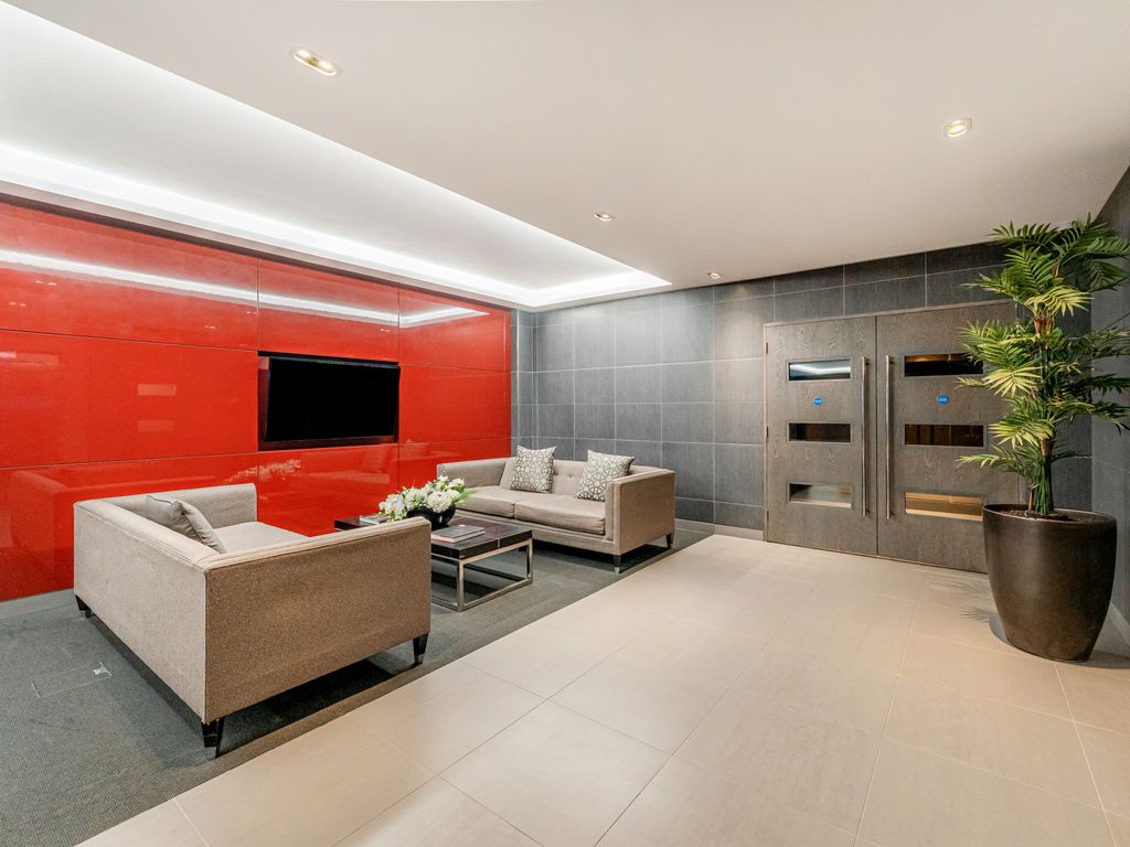 3 bed flat for sale in Chelsea Creek, 11 Park Street, London SW6, £1,800,000