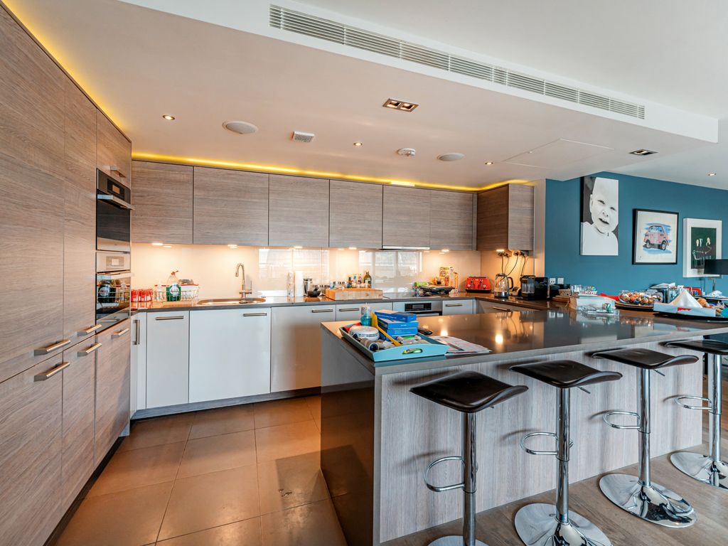 3 bed flat for sale in Chelsea Creek, 11 Park Street, London SW6, £1,800,000