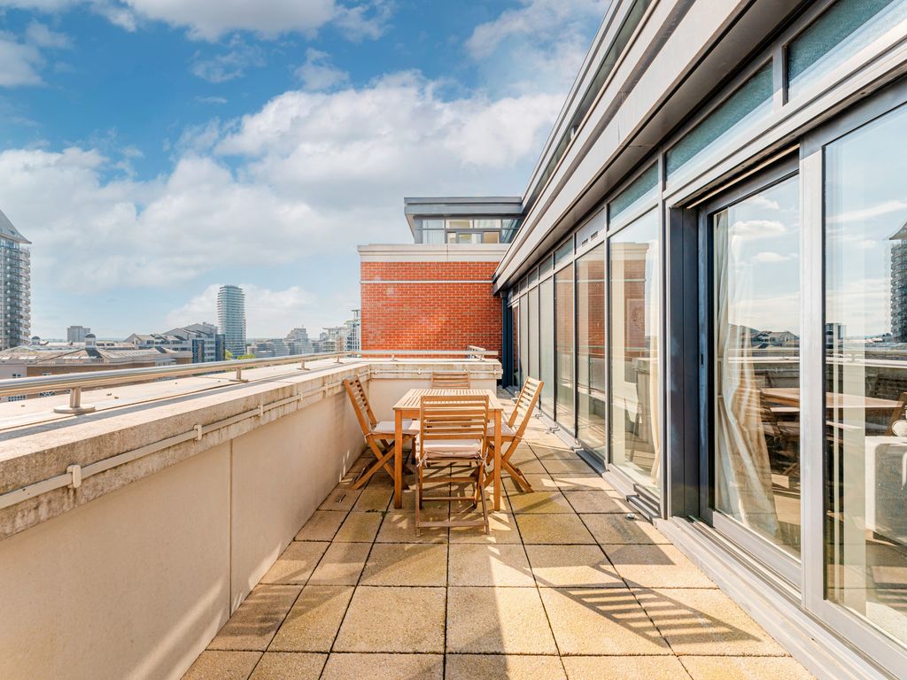 3 bed flat for sale in Chelsea Creek, 11 Park Street, London SW6, £1,800,000