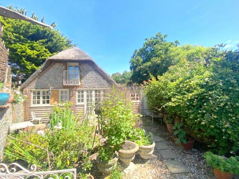 1 bed detached house to rent in Brookpit Lane, Climping, Littlehampton, West Sussex BN17, £1,500 pcm