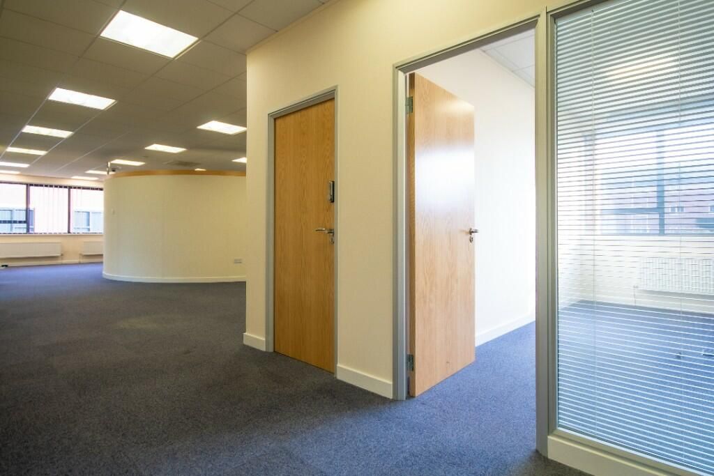 Office to let in Roach Bank Road, Bury BL9, £19,512 pa
