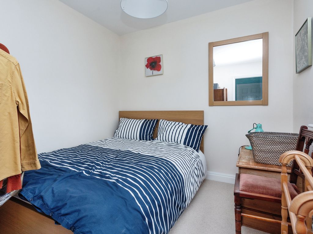 3 bed detached house for sale in Harkness Court, Hanslope, Milton Keynes, Buckinghamshire MK19, £450,000