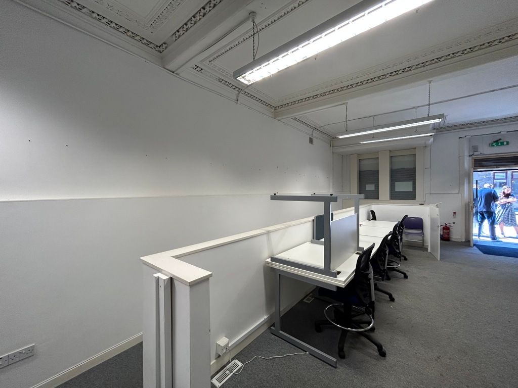 Office to let in 10-12 Henderson Street, Edinburgh, City Of Edinburgh EH6, £15,000 pa