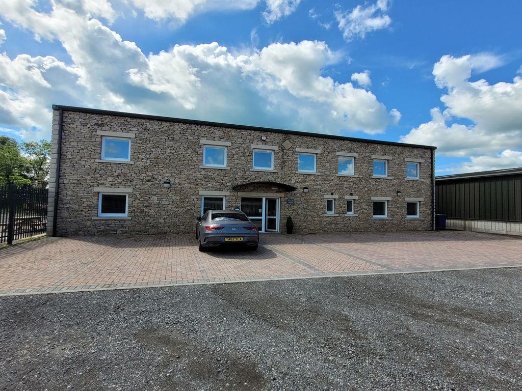 Office to let in North Lakes Business Park, Penrith CA11, £2,700 pa