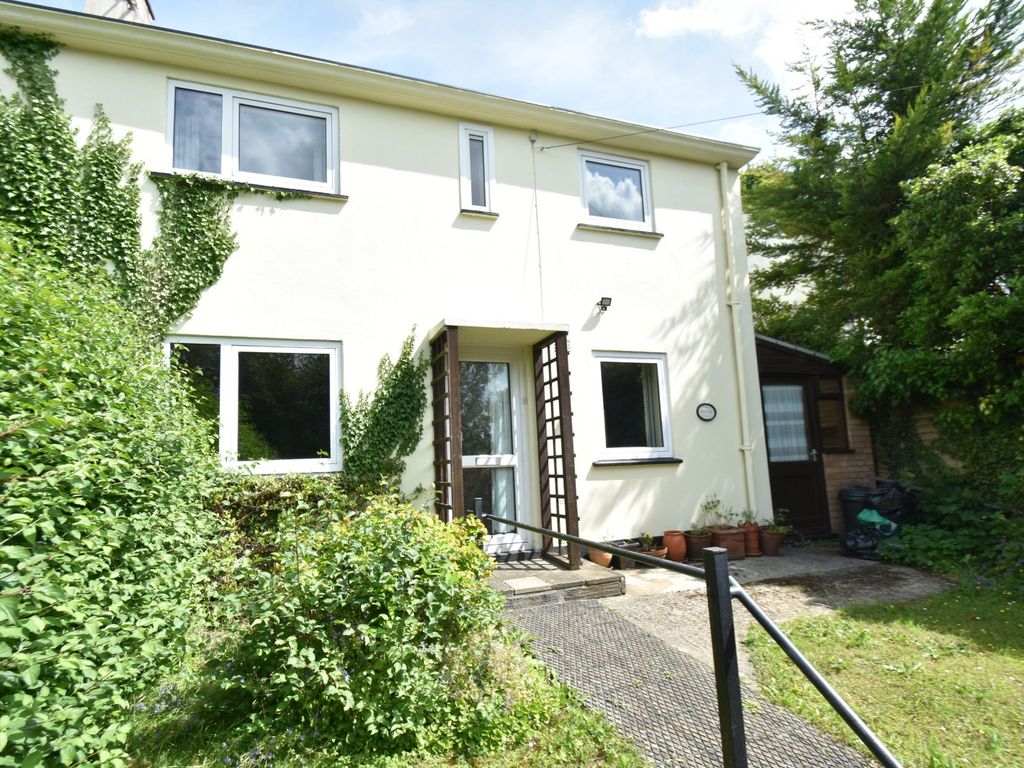 4 bed semi-detached house for sale in Kirtle Road, Chesham, Buckinghamshire HP5, £475,000