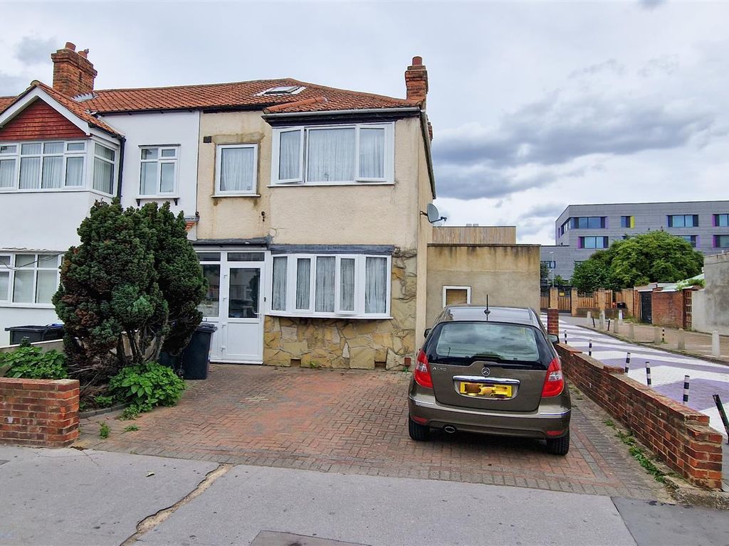 4 bed end terrace house for sale in Mitcham Road, Croydon CR0, £480,000