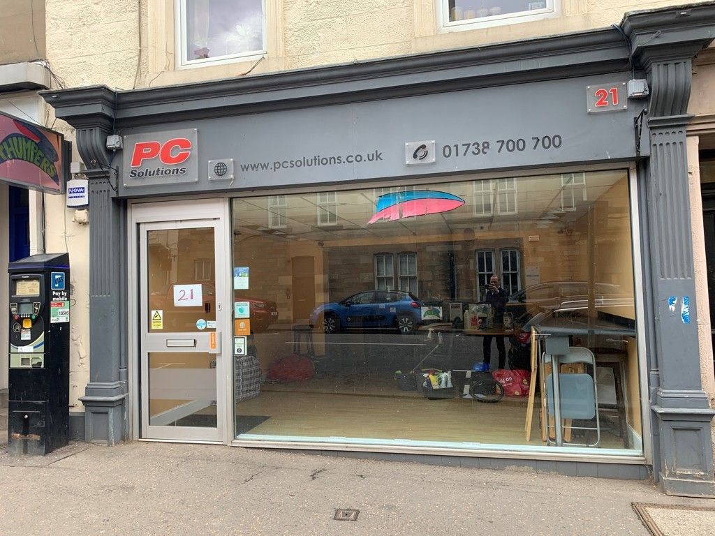 Retail premises to let in 21 North Methven Street, Perth PH1, £8,000 pa