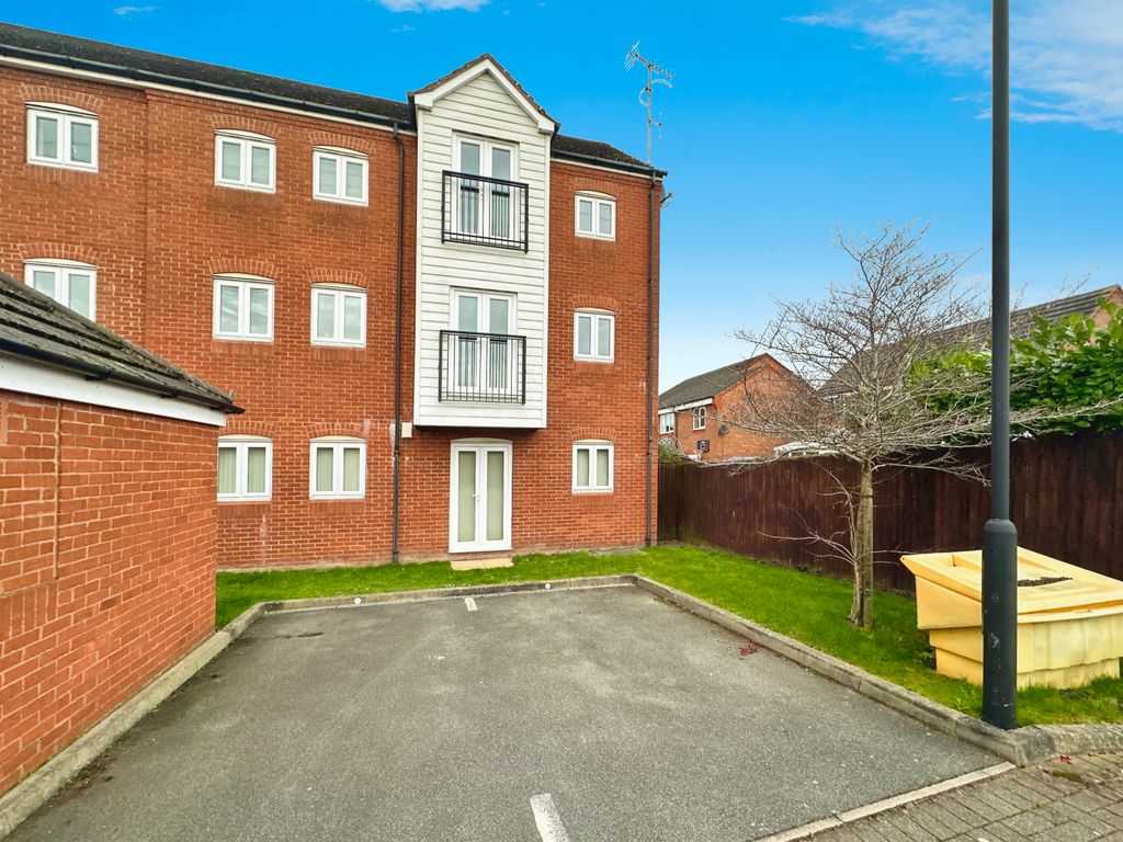 2 bed flat for sale in Tame Crossing, Wednesbury WS10, £120,000