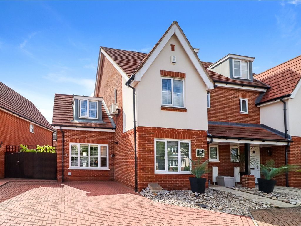 4 bed semi-detached house for sale in Bateson Drive, Leavesden, Watford WD25, £750,000