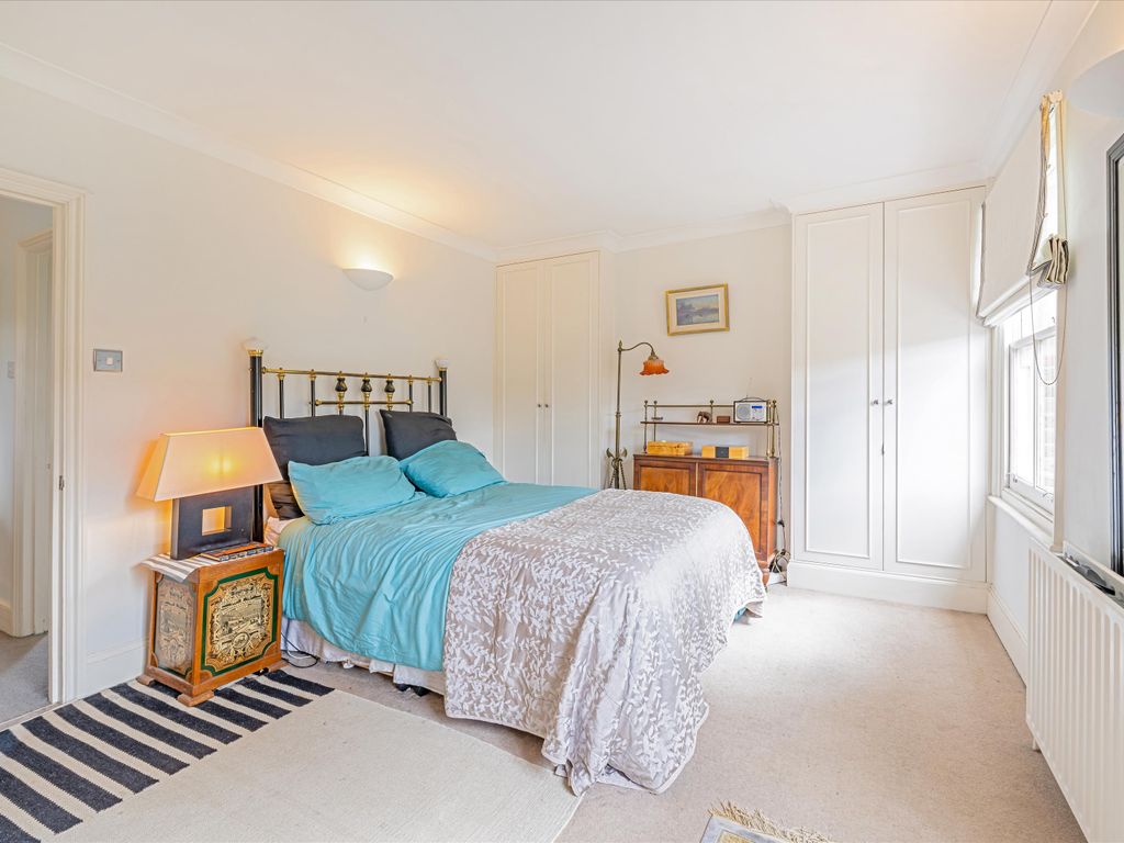 3 bed terraced house for sale in Duke Road, London W4, £1,325,000