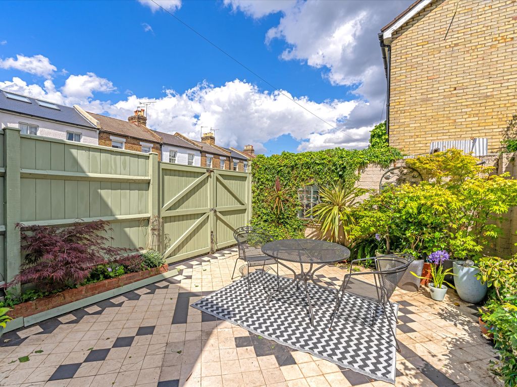 3 bed terraced house for sale in Duke Road, London W4, £1,325,000