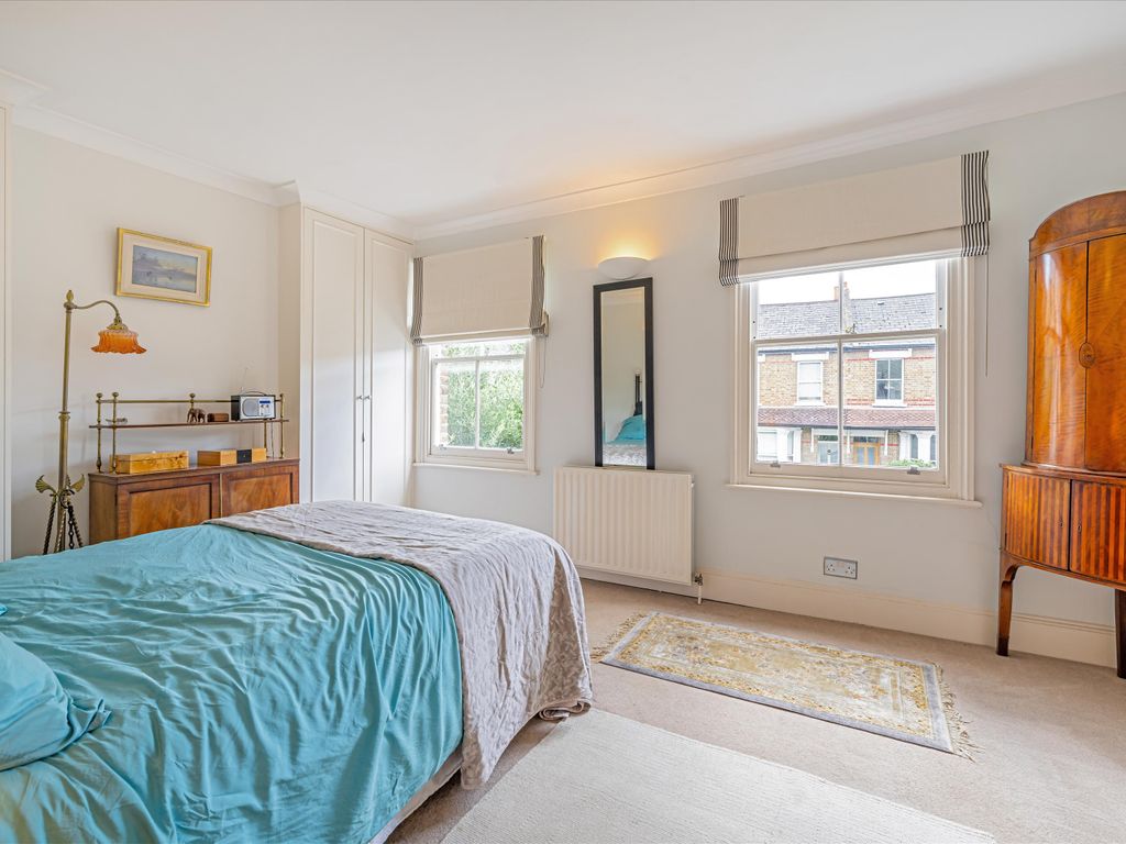 3 bed terraced house for sale in Duke Road, London W4, £1,325,000