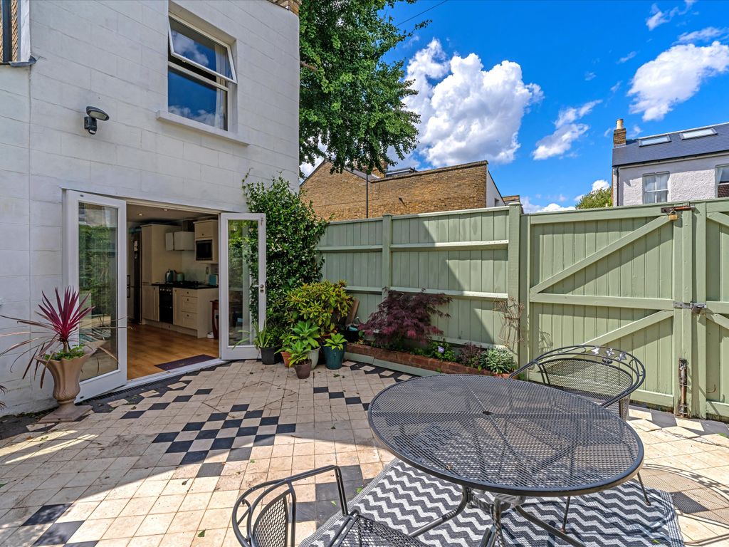 3 bed terraced house for sale in Duke Road, London W4, £1,325,000