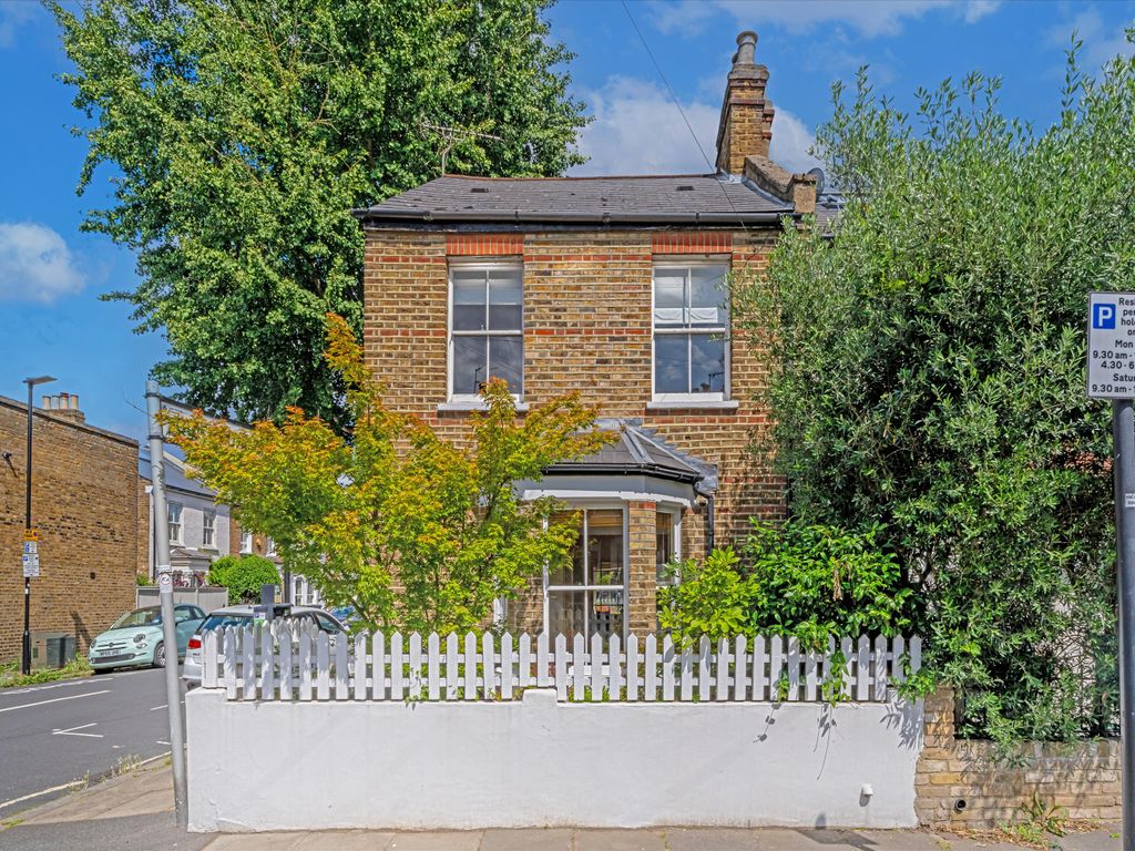 3 bed terraced house for sale in Duke Road, London W4, £1,325,000