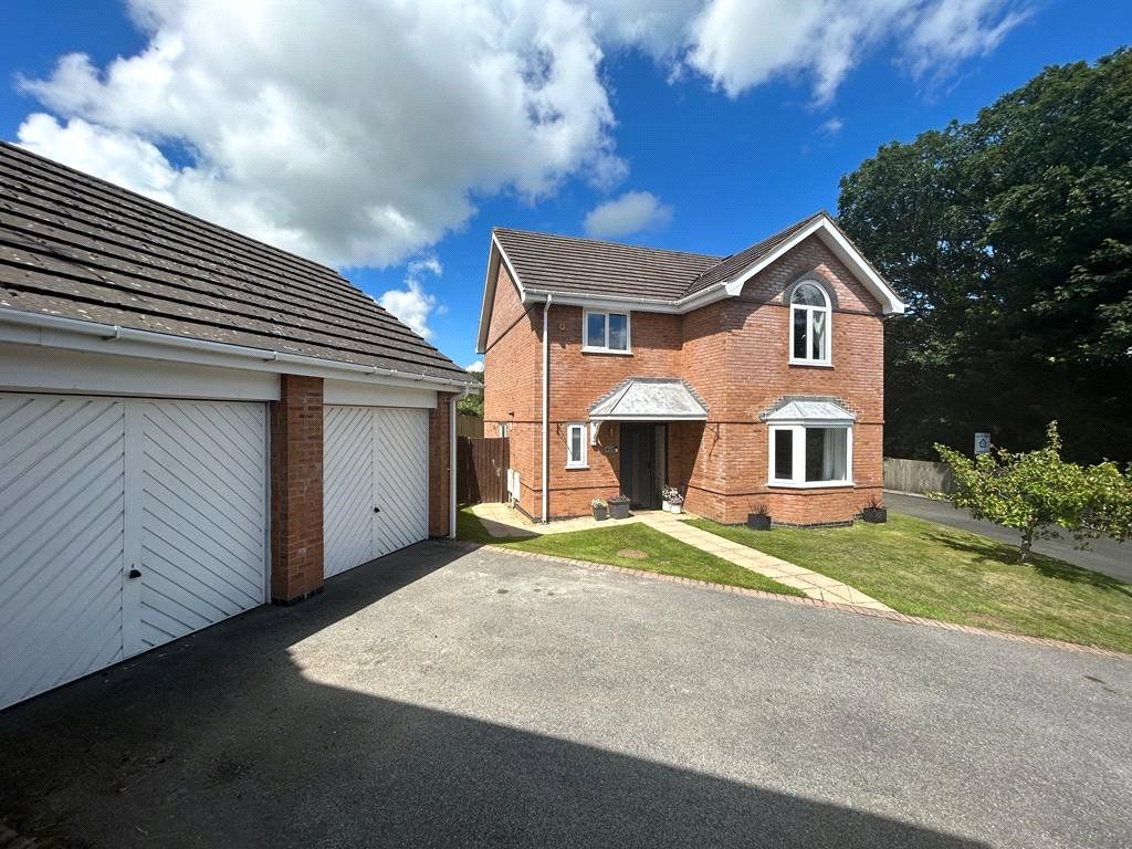4 bed detached house for sale in Pen Derwydd, Llangefni, Anglesey, Sir Ynys Mon LL77, £385,000