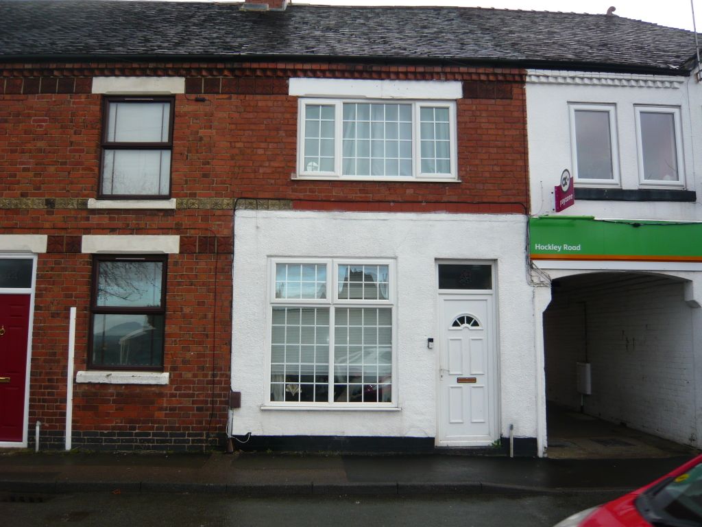 2 bed terraced house to rent in Hockley Road, Tamworth, Staffordshire B77, £850 pcm