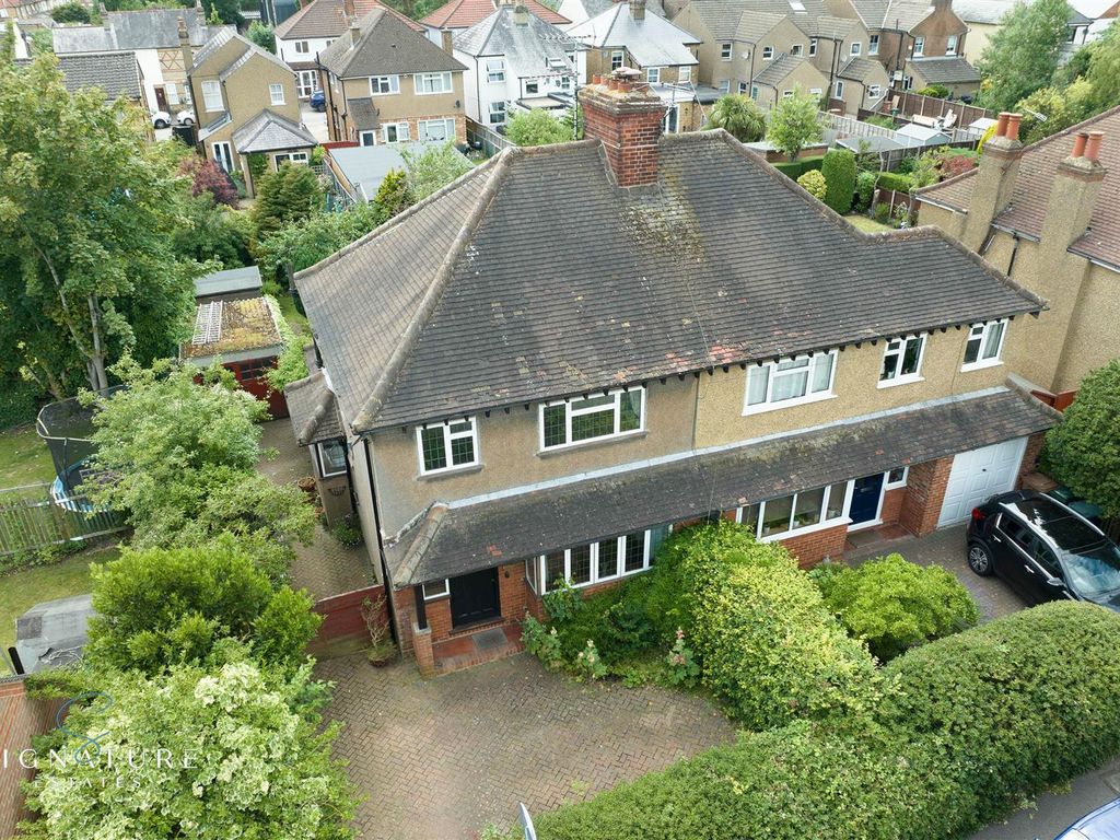 3 bed semi-detached house for sale in Langley Road, Abbots Langley WD5, £500,000