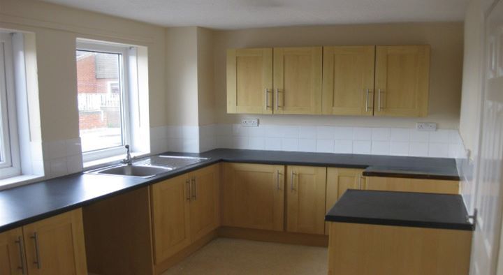 3 bed flat to rent in The Precinct, Morpeth Northumberland NE65, £477 pcm