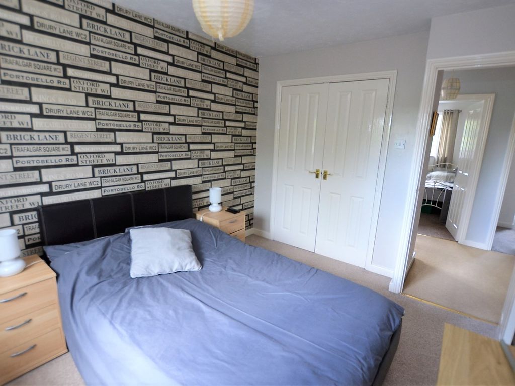 4 bed detached house for sale in Elm Drive, Holmes Chapel, Crewe CW4, £450,000