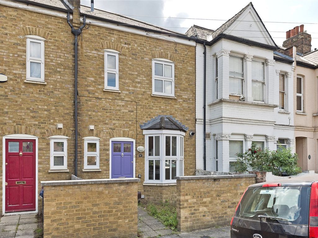 3 bed terraced house for sale in Ramsay Road, London W3, £595,000