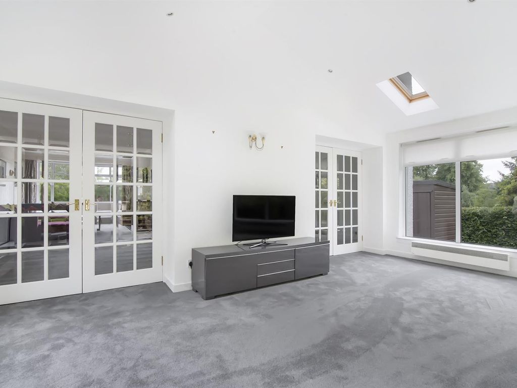 4 bed detached house for sale in Strachan Crescent, Dollar FK14, £490,000