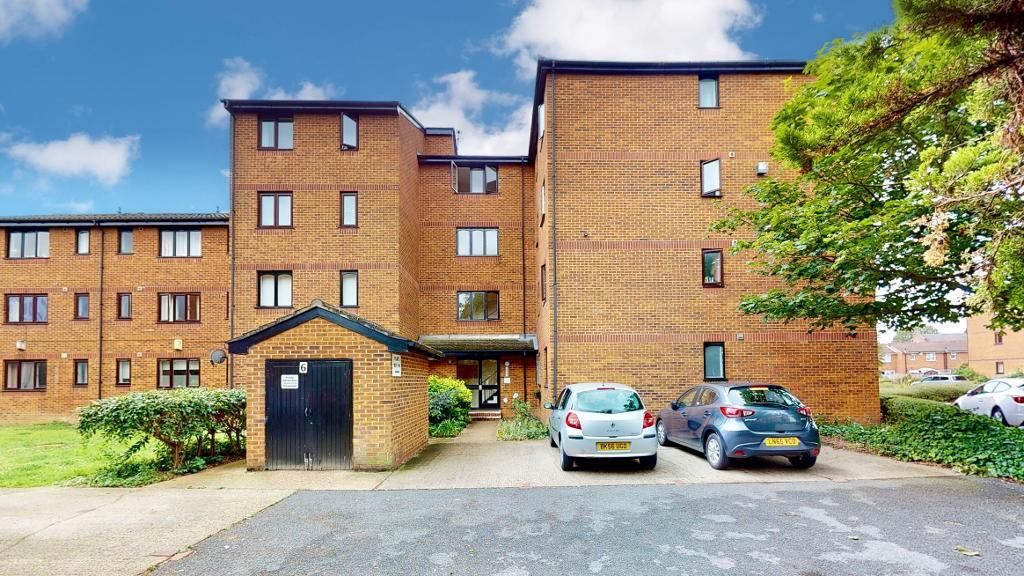 2 bed flat for sale in John Silkin Lane, Deptford, London SE8, £350,000