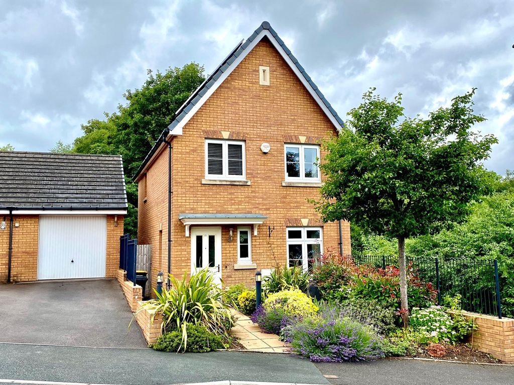 3 bed detached house for sale in Viaduct Way, Bassaleg, Newport NP10, £350,000