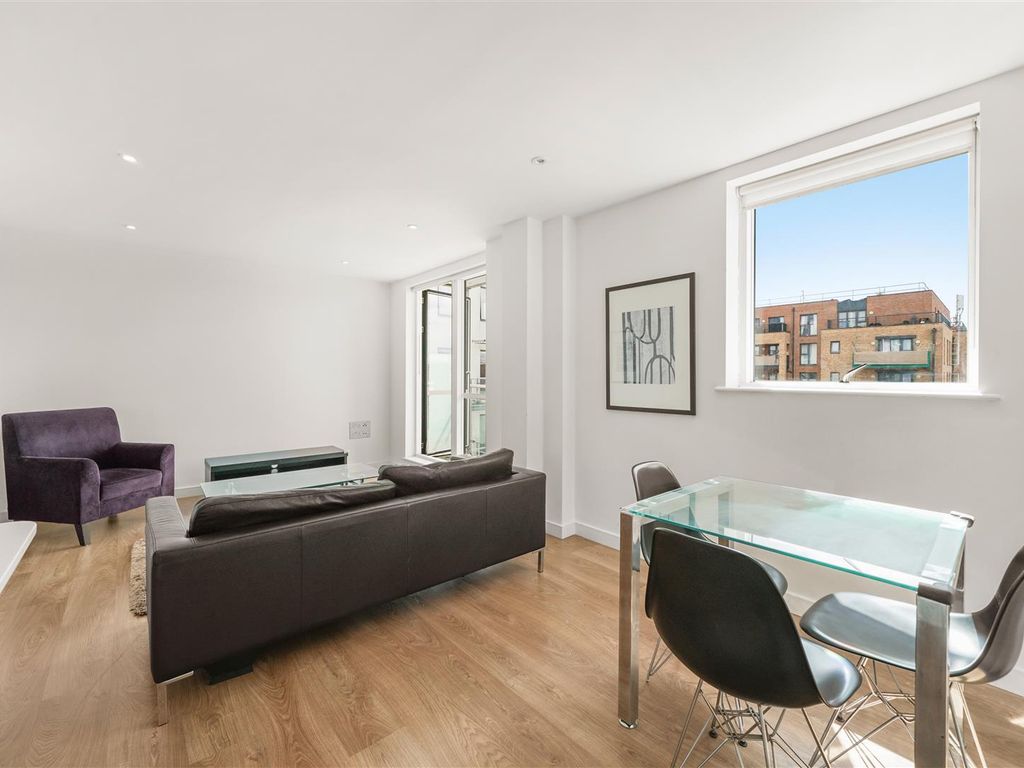 2 bed flat for sale in Hudson House, Bow E3, £400,000