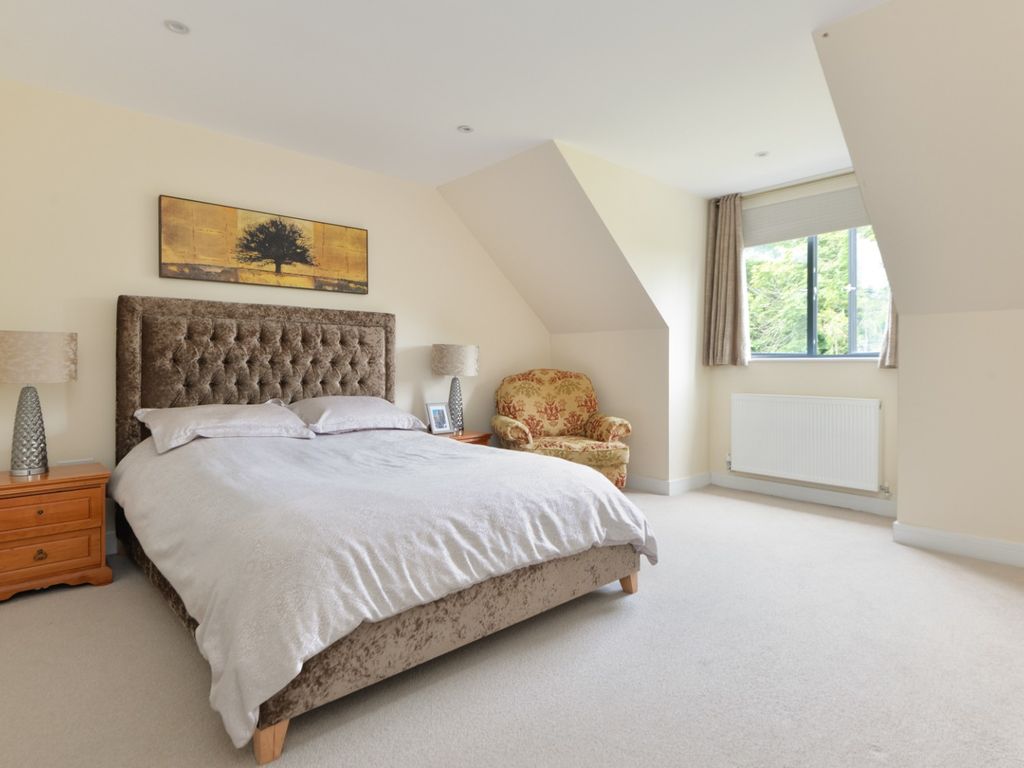 5 bed detached bungalow for sale in Ashford Road, Bethersden, Ashford TN26, £750,000