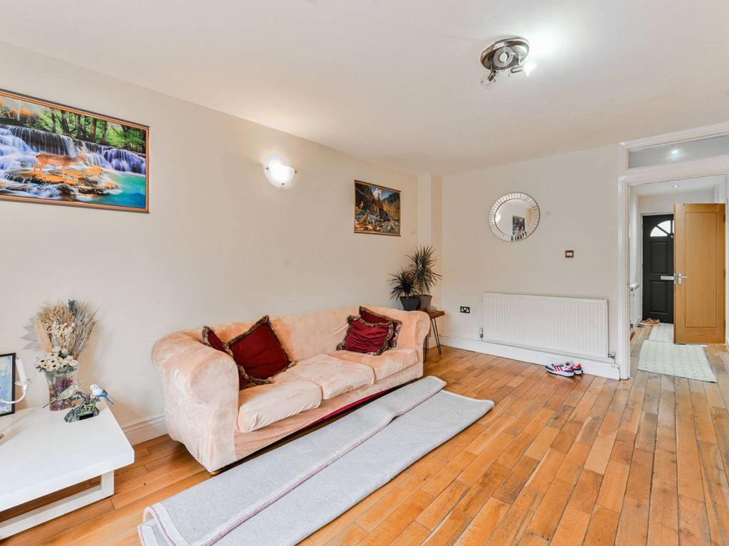 3 bed terraced house for sale in Trinity Road, Wood Green, London N22, £650,000