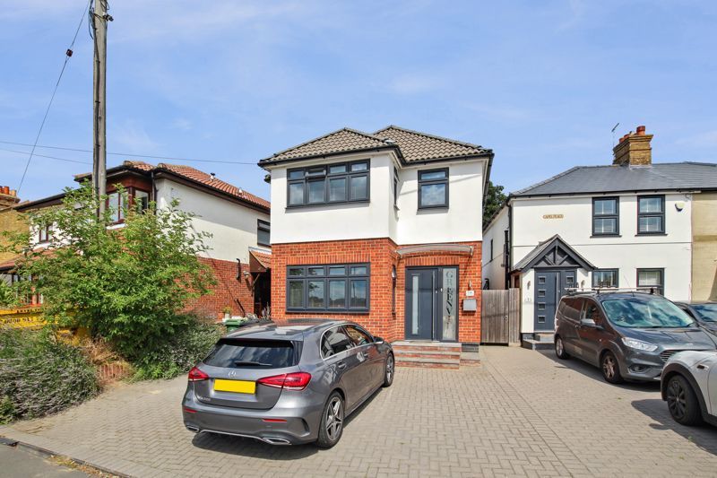 3 bed detached house for sale in Capel Place, Wilmington, Dartford DA2, £450,000