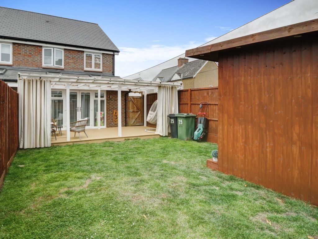 3 bed semi-detached house for sale in Seymour Drive, Marden, Tonbridge TN12, £450,000