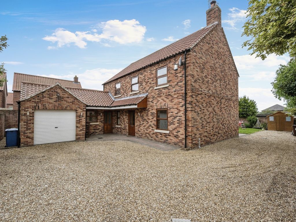 4 bed detached house for sale in Metcalfe Court, Everton, Doncaster DN10, £460,000