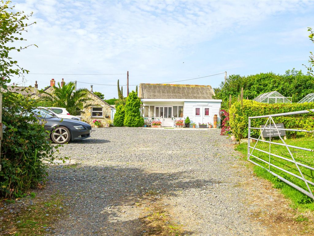 7 bed detached house for sale in Sparnon, St. Buryan, Penzance TR19, £700,000