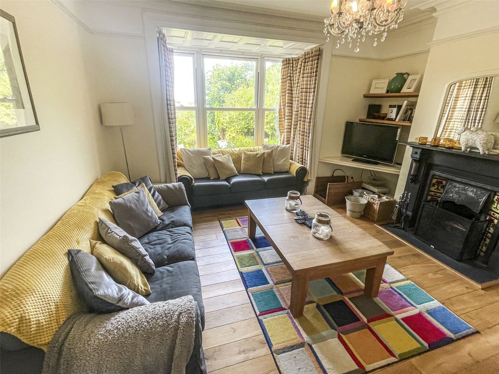 8 bed detached house for sale in Aberdyfi, Gwynedd LL35, £860,000